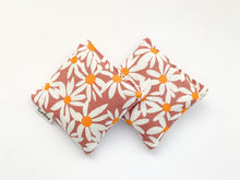 Load image into Gallery viewer, Pocket-Sized Hand Warmers