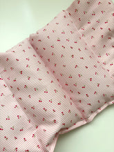 Load image into Gallery viewer, Cherry Hands-Free Heat Pack

